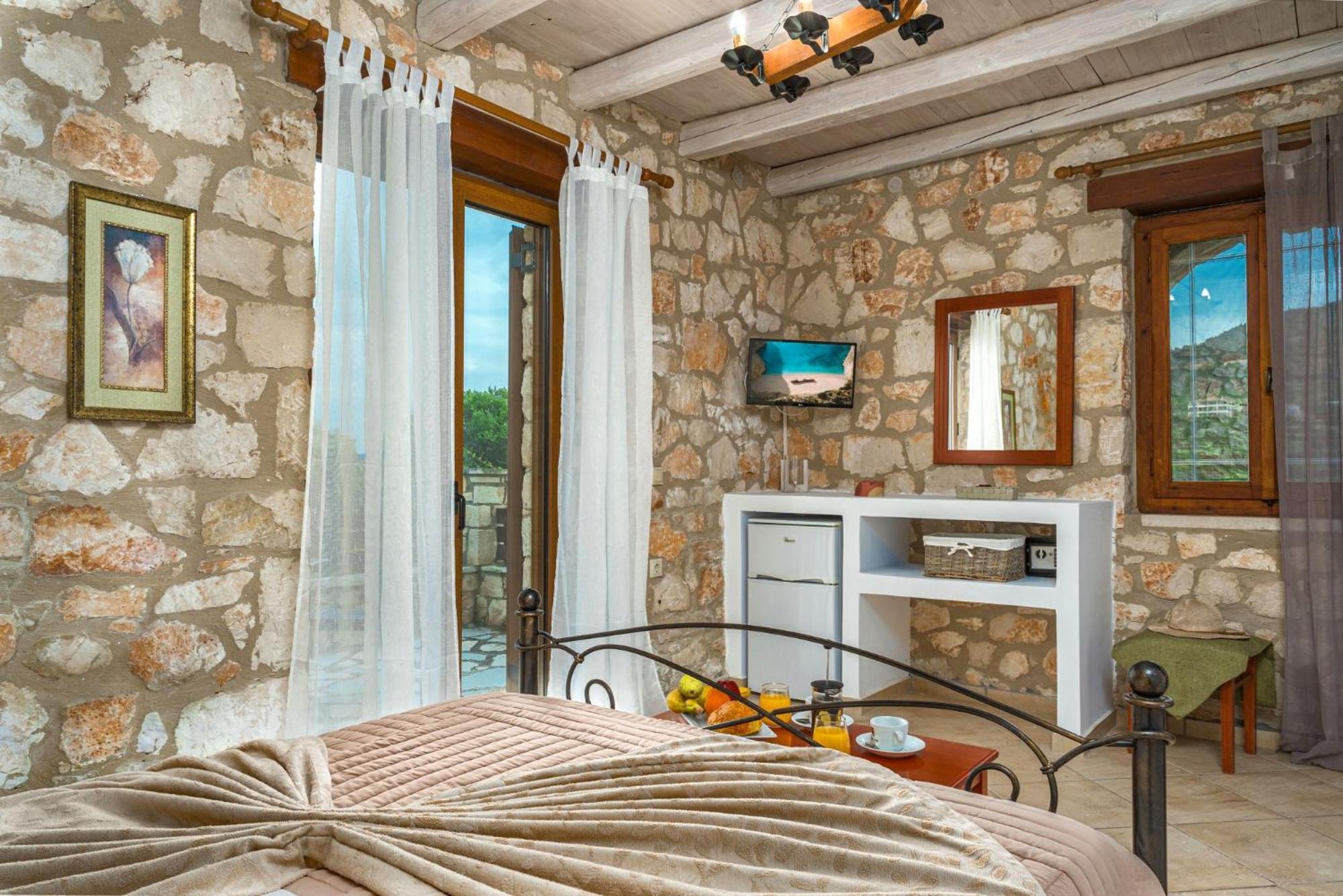 Potamitis Windmills & Apartments Koríthion Extérieur photo